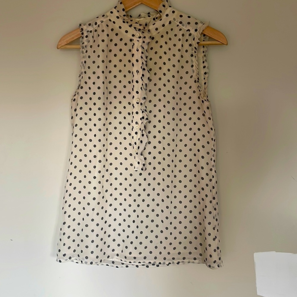 Sleeveless Chiffon top